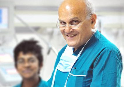 المصريون يوجهون رسائل لـ مجدي يعقوب فى عيد ميلاده