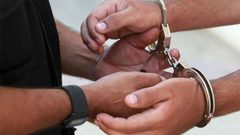 القبض على مطلوب صادر بحقه عدد من المذكرات القضائية