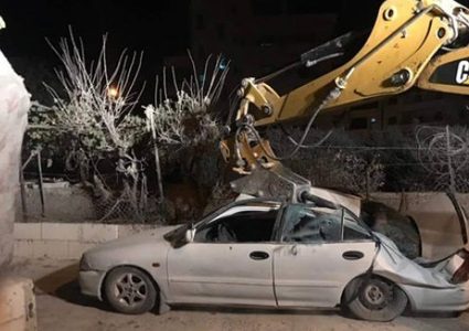 إتلاف 60 مركبة غير قانونية جنوب نابلس