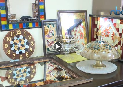 الرسم على الزجاج.. فن يخلد الماضي والحاضر