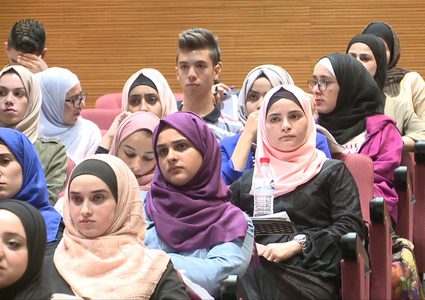 النجاح تنظم ندوة حول صفقة القرن ويهودية الدولة