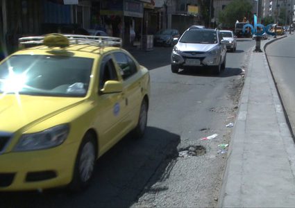 انتشار الحفر في شوارع مدينة نابلس