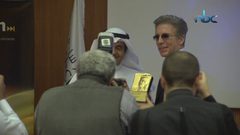 من موزع جرائد في أمريكا إلى مليونير