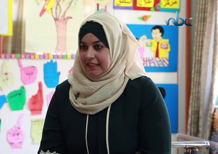 الطفلة لجين تخطو حاجز الاعاقة