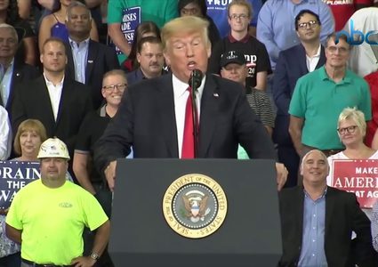 صحفي ساهم في إسقاط نيكسون يصدر كتابا عن ترامب