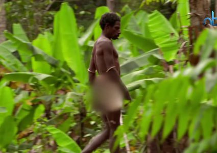 قبيلة الكورواي آخر مجتمعات العصر الحجري المتبقي في العالم