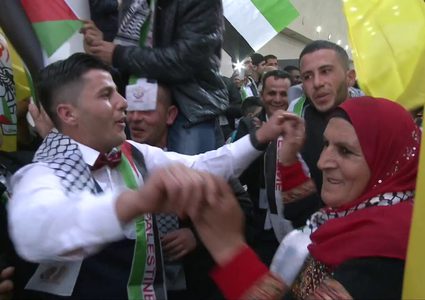 زواج يتحدّى معتقلات الاحتلال