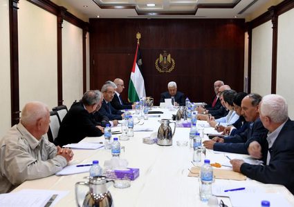 اللجنة التنفيذية: الخطوة القادمة تحرك فلسطيني على الصعيد الدولي