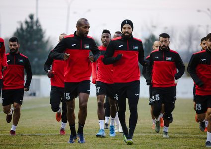 "الفدائي" يخوض مباراة مصيرية أمام أوزبكستان غدا