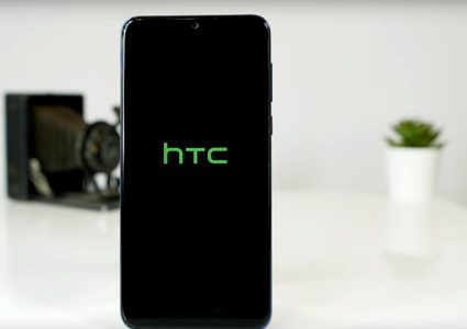 HTC تعود للمنافسة بهاتف مميز ورخيص