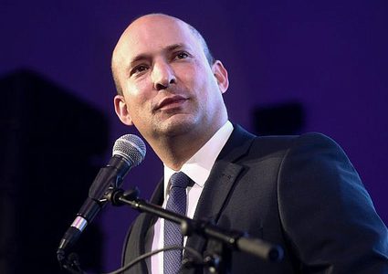 بينيت يعقد اجتماعا مع كبار قادة الاحتلال الاسرائيلي