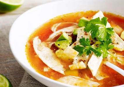 نصيحة اليوم: شوربة الدجاج والخضار تساعدك على علاج مرض الملاريا