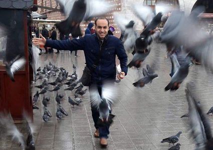 الفيسبوك يشتعل حزناً على وفاة الصحفي محمد داوود