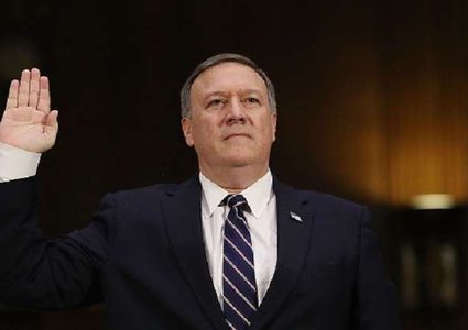 الخارجية الأمريكية تحسم الجدل: "بومبيو لن يستقيل"