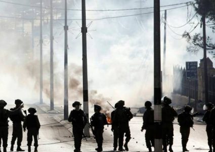 إصابات واعتقال شاب في الخليل