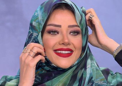 رضوى الشربيني ترتدي الحجاب على الهواء
