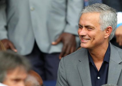 جيرار لوبيز يبرئ مورينيو من صدمة باريس سان جيرمان