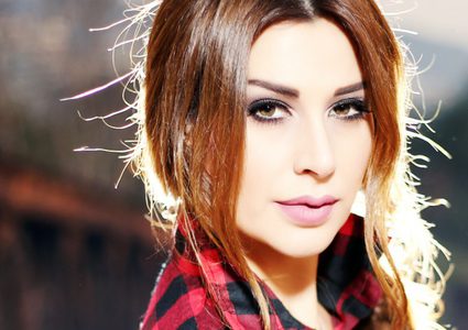 كاتيا كعدي تعلن موافقتها على الزواج