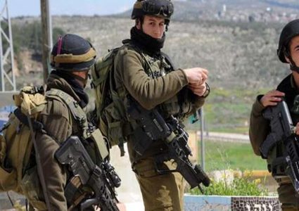 الاحتلال يمنع ترميم المدخل الترابي لتجمع جبل البابا