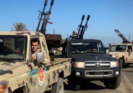 قوات حفتر تفرض الحظر الجوي فوق العاصمة الليبية