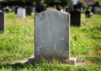 أمريكا الجنوبية.. الشرطة تستخرج جثته للتأكد من وفاته