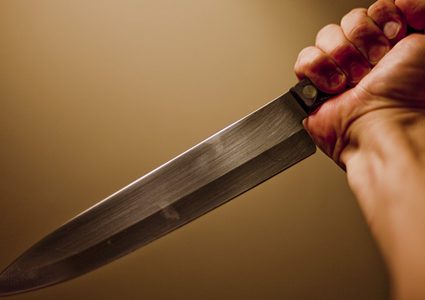 جريمة قتل بدولة عربية بسبب مكالمة