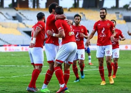 الأهلي يواجه الجونة في الدوري الممتاز