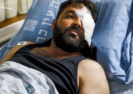 وقفة تنديداً باغلاق تلفزيون فلسطين وتضامناً مع الصحفي عمارنة