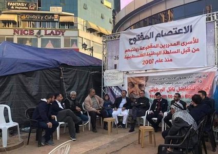 اشتية يدعو الأسرى المعتصمين لاجتماع في مكتبه