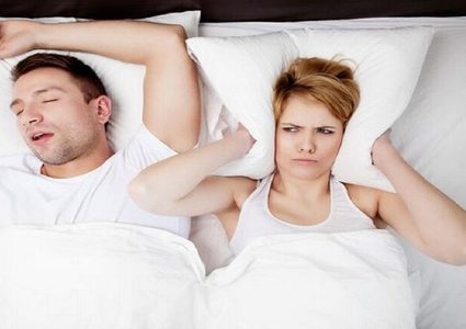 الشخير يضر بالصحة