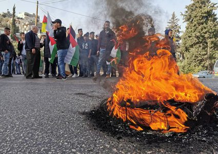 اصابات بمواجهات مع الاحتلال عقب انطلاق مسيرات الغضب