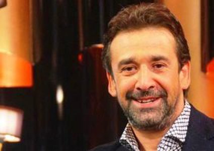 كريم عبد العزيز يصدم الجميع باطلالته الغريبة