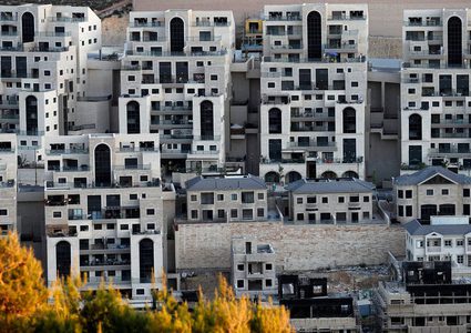 موغيريني: المستوطنات تهدد حل الدولتين