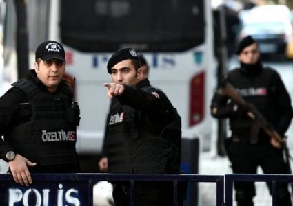 تركيا تحتجز 5 متهمين بقتل إيراني في اسطنبول