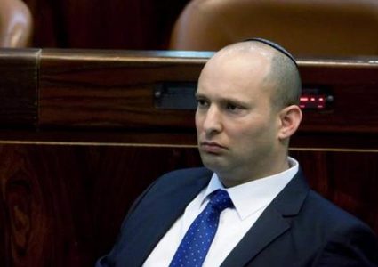 بينت يعد خطة لتكثيف الهجوم على الأهداف الإيرانية في سوريا