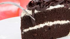 كيكة الشوكولاتة المحشوة بالكريمة