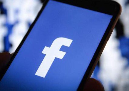 حكومة سنغافورة تطالب فيسبوك بتصحيح الأخبار الكاذبة