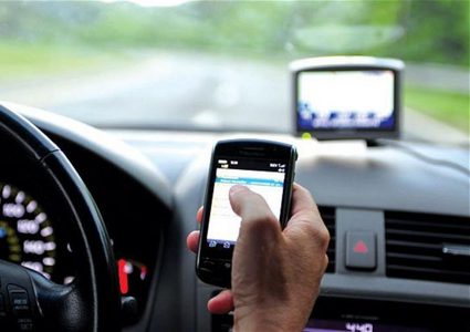 للمرة الأولى.. كاميرات مراقبة لرصد استخدام الهاتف خلال القيادة