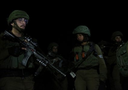 قوات الاحتلال تعتقل شقيقين من العيسوية