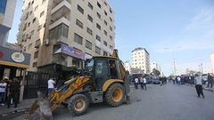 بلدية نابلس: حملة إزالة التعديات مستمرة وستطبق على الجميع