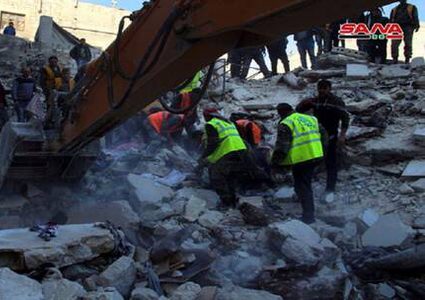 قتلى وجرحى بانهيار مبنى في حلب