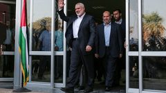 قيادي يكشف كواليس ما يجري في القاهرة بين حماس ومصر