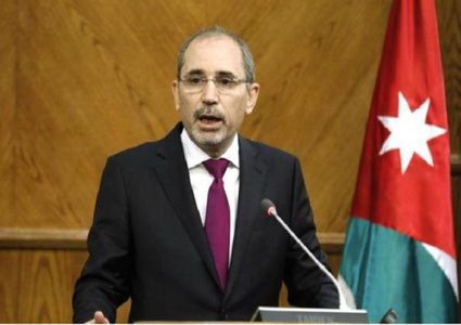 الصفدي: إعلان اسرائيل عن بناء مستوطنة بالخليل خرق للقانون الدولي