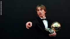 مودريتش يعلق على غياب رونالدو عن حفل تكريم ميسي