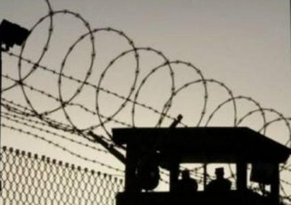 مخاطر صحية تهدد الأسيرين المضربين زهران والهندي