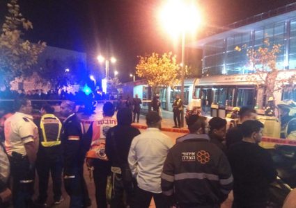 مصرع شابة بحادث سير