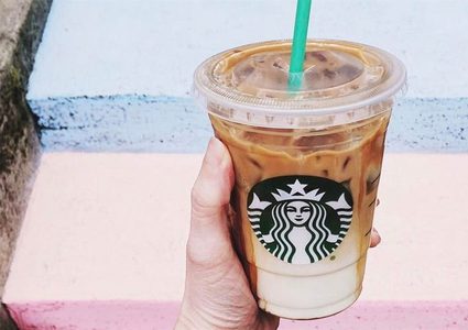 دراسة تحذر: مشروبات "ستاربكس" تحتوي على نسبة عالية من السكر