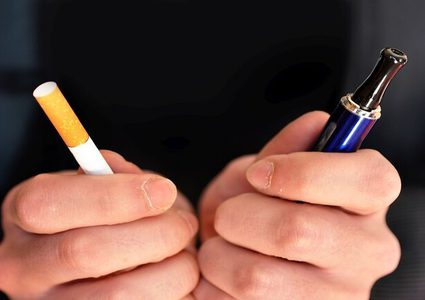 دراسة أمريكية "تنصف" السجائر الإلكترونية