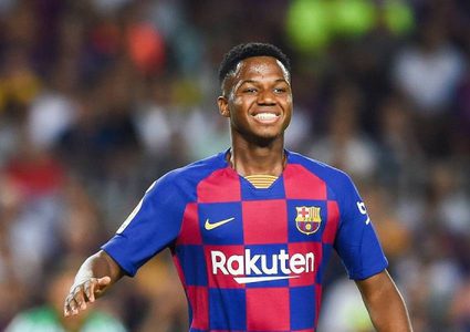 برشلونة تضع رقما ماليا ضخما للتخلي عن آنسو فاتي