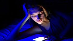 نصائح  تساعدك على تجنب تناول السكريات ليلاً